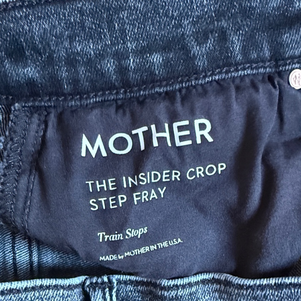 MOTHER Insider Crop Step Fray Train Stops Black Wash Size 29 Style 1157-851 - Picture 3 of 7